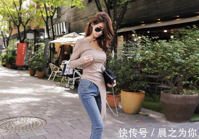 你的生活 优雅迷人的牛仔裤,勾勒出女人纤细的身姿,魅力出众!