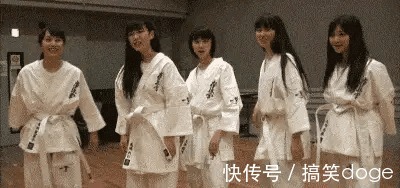 |搞笑合集:我一定是穷疯了,看啥都感觉像钱,还有救吗