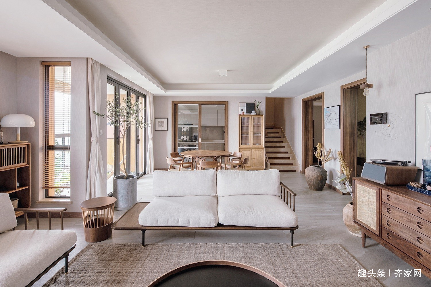 古一今|230平日式原木风,考虑业主体寒和小资情调,营造安稳舒适氛围