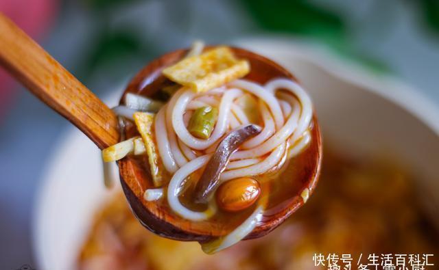 黏稠|螺蛳粉的正宗煮法,网友:我第1步就错了,难怪汤黏稠味道也不好