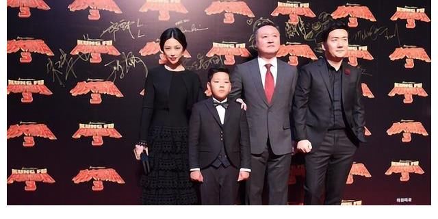 小姑娘|《爸爸去哪儿》的萌娃长大了？阿拉蕾成老戏骨，天天森碟常相聚