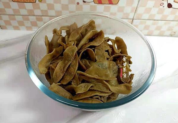 常备|这食材我常备，与肉是经典搭配，炖一炖上桌，鲜美不腻，好下饭