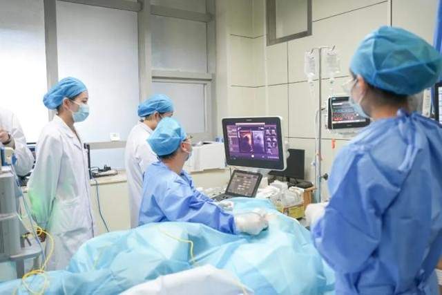 消融|再也不怕癌症了?中国纳秒脉冲电场技术,万伏高压电瞬击癌细胞