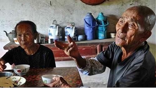 尊严$“人穷不省三钱,没钱不串三门”,牢记老祖宗的话,一生受益