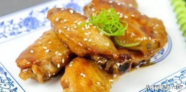 魔芋豆腐|馋得人直流口水的家常菜，味道真给力，配上米饭，美美地享用吧