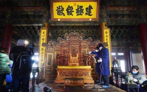 专家花费三年修复故宫龙椅,为啥一次都不敢坐原因让人意外