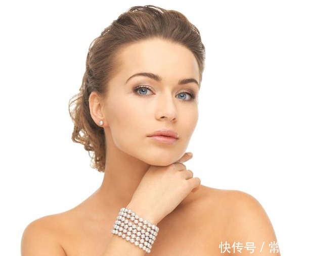 珍珠|珍珠有康寿的美称,戒指怎么选购呢?戒指的戴法代表什么意义呢?