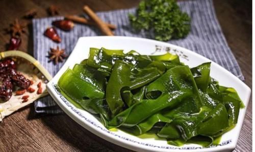 甲状腺|70岁教授研究甲状腺43年,提醒:不想结节转恶,3种食物别贪吃