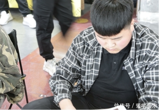 快来了解一下这些素描的技巧吧!