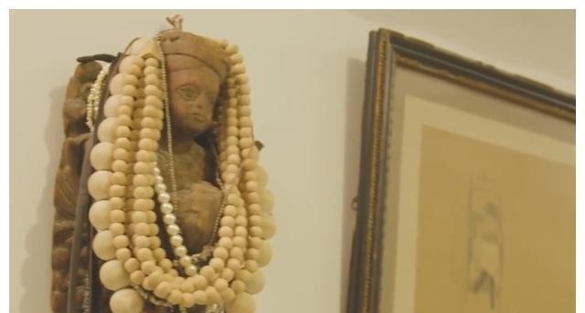 装饰|日本空间设计师的家:墙壁装饰才是主角,绝不浪费大白墙的空间