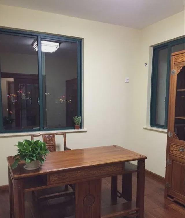 新房|和老公把新房装好了,亲戚一看,都说简直不像年轻人住的!