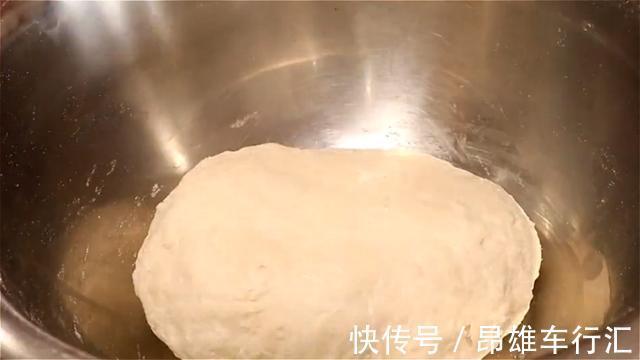 面粉|家里有红薯的试试这样做,上锅一蒸,蓬松暄软,比面包还好吃