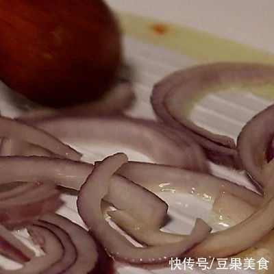 披萨|#一口新年味，全家享佳味#会拉丝的芝士焗饭，好吃到舔盘