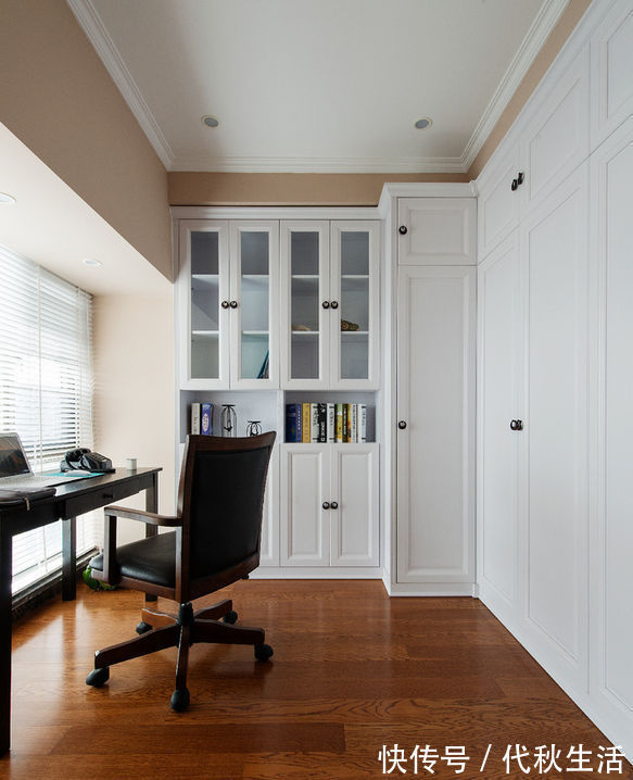 落地窗|婆婆不顾反对坚持买全屋实木家具,没想到我错了,这效果太漂亮了