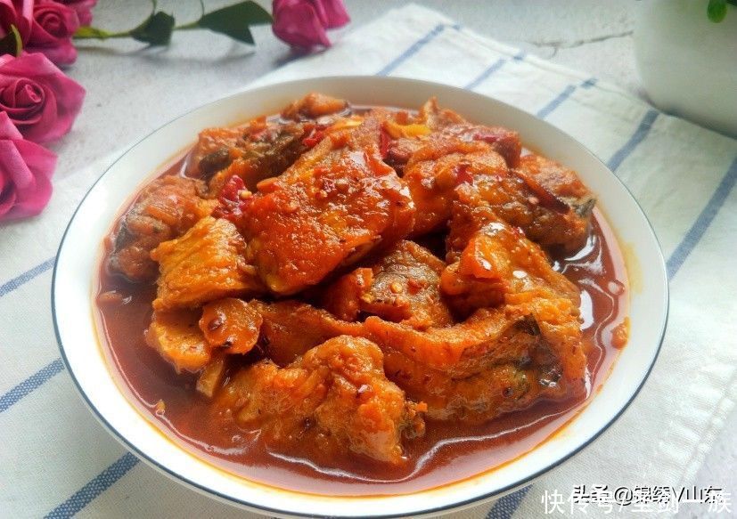 精选传统菜肴推荐，味蕾丰富口留余香，要经常做给家人吃喔