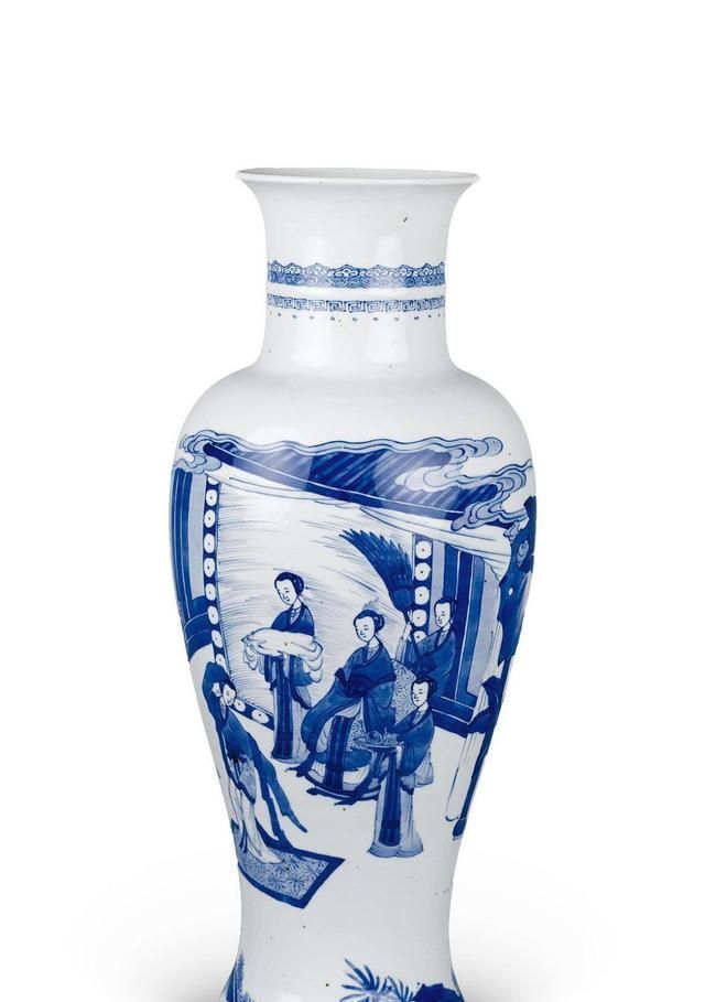 观音尊!不多见的康熙观音尊,造型拥有独特的美感,可惜民间真货并不多