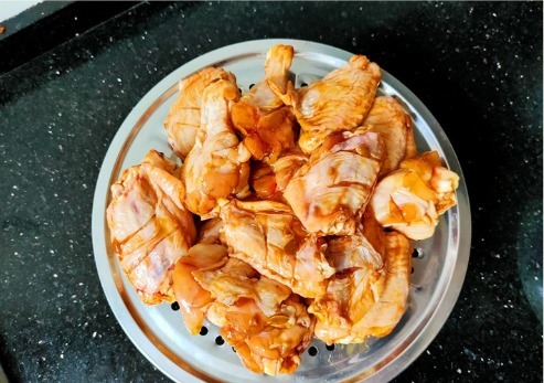 鸡腿和鸡|自从学会炸串这种做法,花钱不多,口感香嫩,孩子爱吃也不上火