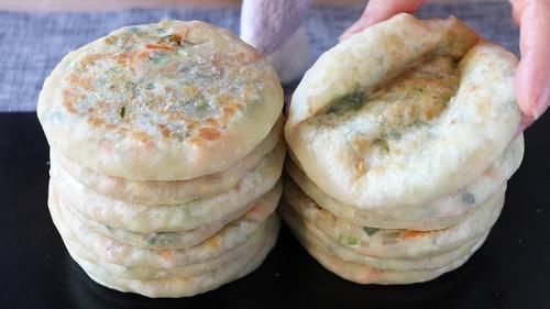 烙饼要软和面是关键,掌握这几点,家常饼个个柔软好吃,凉了不硬