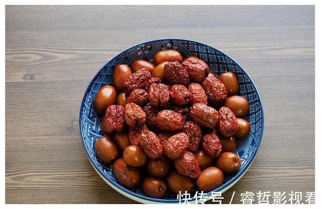 红枣|女人脸色暗沉发黄,这2种补血、活血食物天天吃,不比阿胶差
