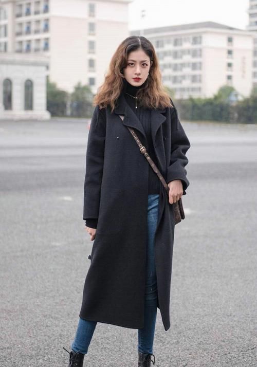 包包挎一个根本不够,背“子母包”带给你双倍实用性,款式随你挑