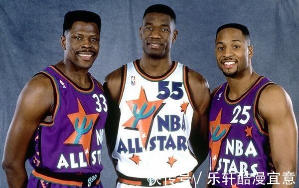 大卫罗宾逊|如果按取得的荣誉来排名,NBA90年代四大中锋该怎么排