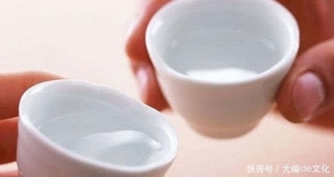 喝酒|每天坚持一杯“白酒”的人,最后收获了什么?看完你就知道了!