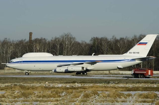 无线电 俄伊尔-80“末日飞机”发生盗窃事故，内部无线电设备不翼而飞