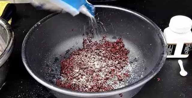 自制2种红虫伴侣,用一冬花不了10元钱,开饵效果还更好