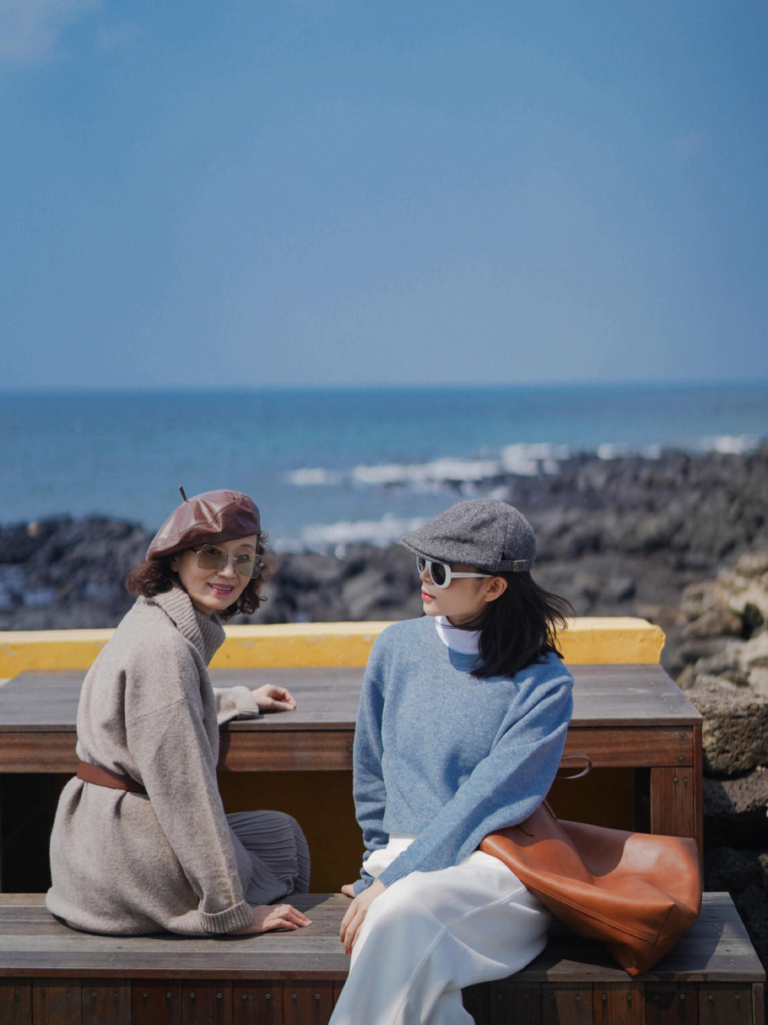 大长腿|基础色毛衣才是永恒的经典,为你带来了3个经典色,照搬都不出错