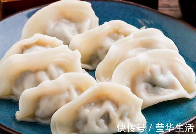 白菜馅饺子，别再加盐杀水了，多加1个步骤，白菜不出水，鲜味足