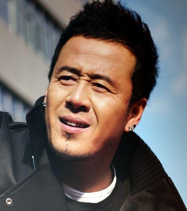 沈永革|杨坤曾说“刘德华不是歌手”,从前辈到街头卖唱,他经历了什么?