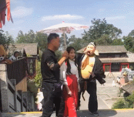 |搞笑gif:自从用了这个密码,再也不用担心老婆拿我手机了