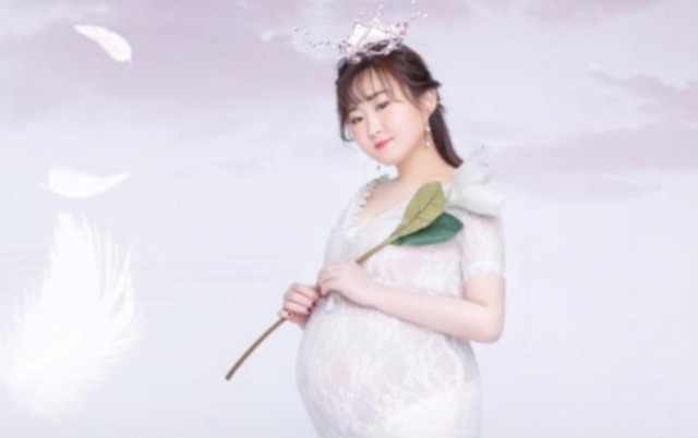 孕妇照|90后孕妈朋友圈秀“孕照”,却遭亲戚朋友指责,网友:尺度不小