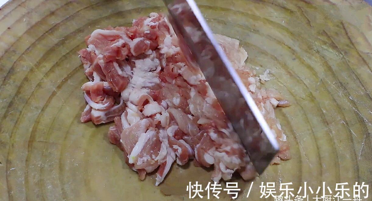 解馋|伏天到了,这道蒸菜记得做给家人吃,少油少盐,无油烟吃着更健康