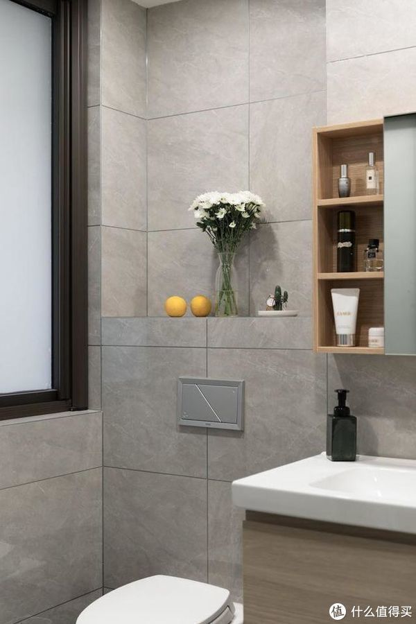 次卧书房|再买房,我一定学他家坚持去电视墙化,卧室书房合二为一,太实用了