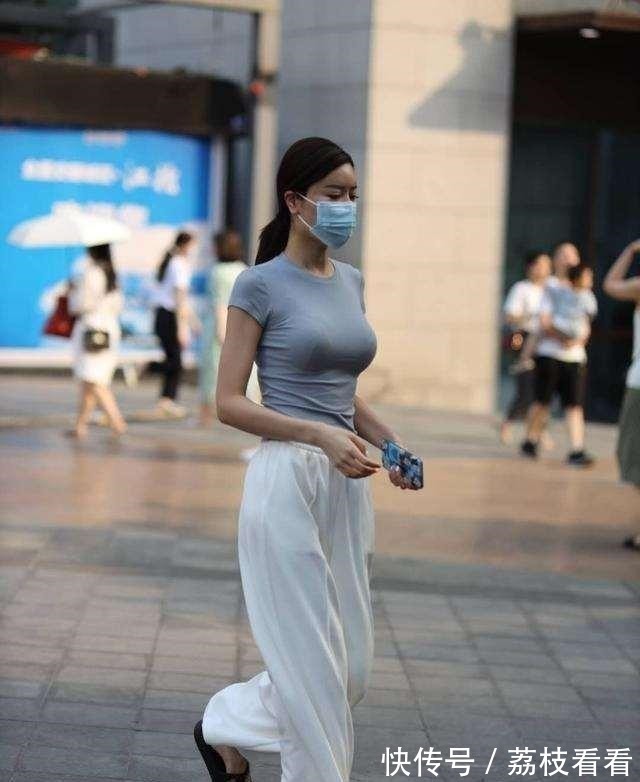 时尚 简约易搭的瑜伽裤增添时尚色彩,充满时尚女人的味道,浪漫优雅!