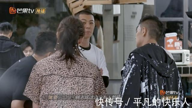 |陈小春组太搞笑,张晋组成人气王,林志炫组没人敢碰