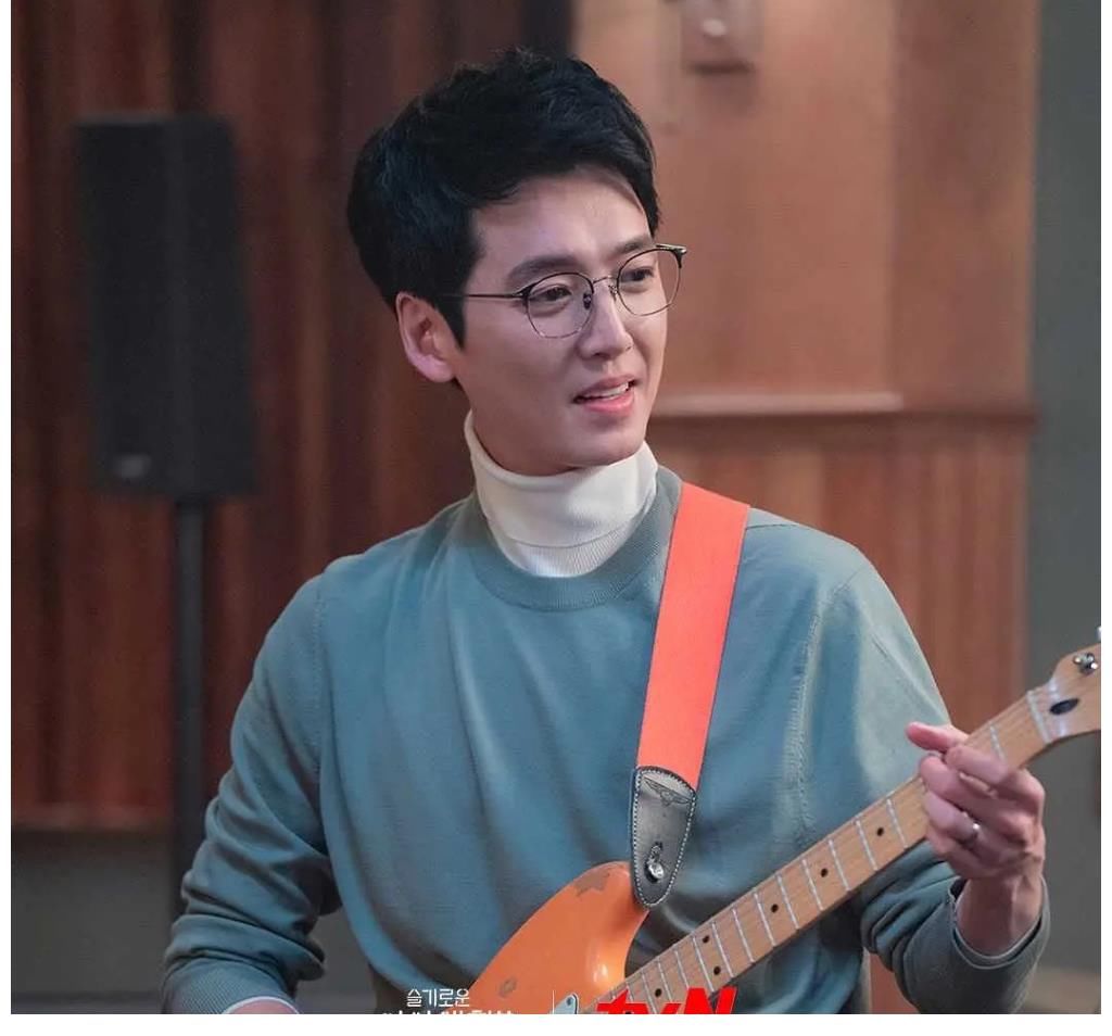 惊现|机智的医生生活2:神父安庭瑗铁树开花,惊现小迷糊成蔡松华助攻