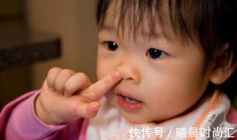 鼻屎|喜欢“挖鼻孔”的孩子,长大都如何了?医生:多半逃不过2种结局