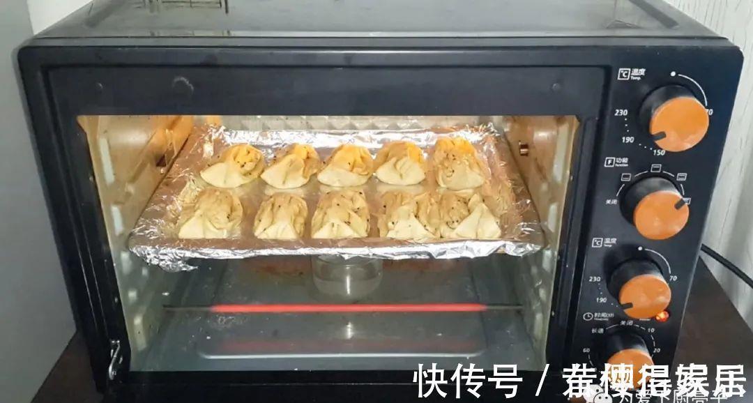 自制千层烤花卷做法,两手一捏,吃着比大鱼大肉还香,上桌全吃光