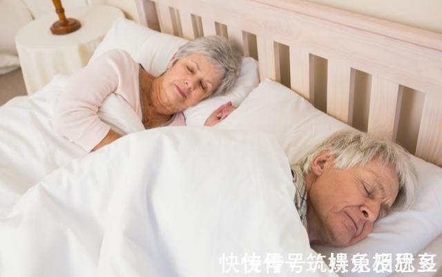 早起|45岁是“养生黄金期”,早起坚持4个习惯,身体健康,少生病