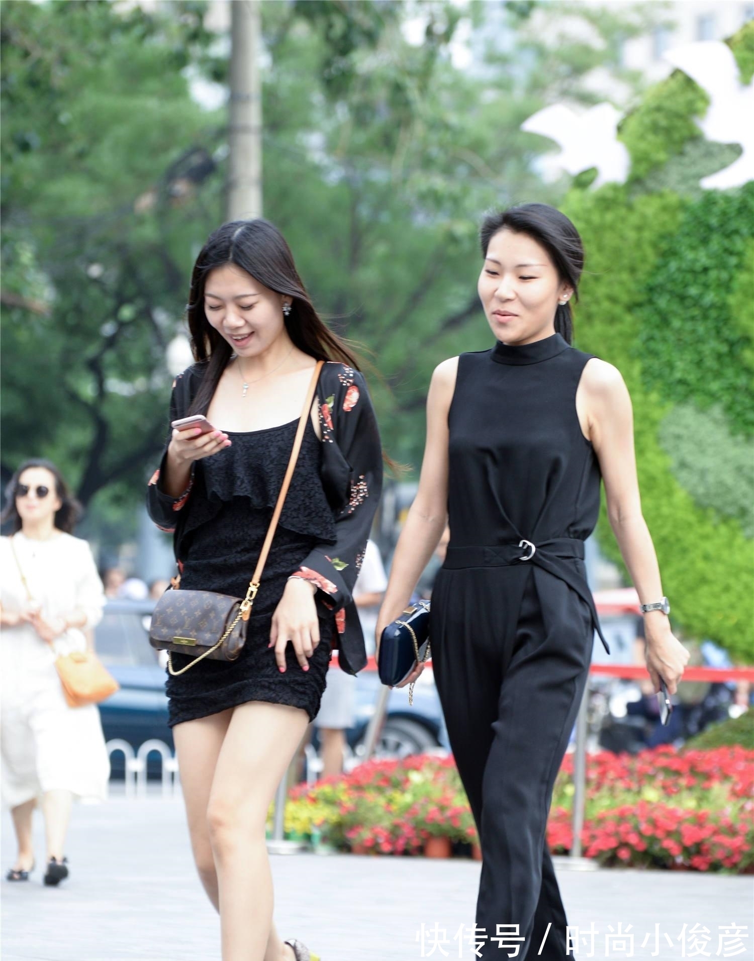 连衣裙 连衣裤和连衣裙的搭配,是选择粗跟鞋还是选择细跟鞋,你怎么看?