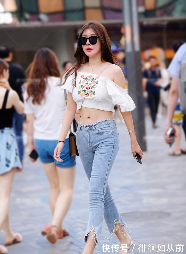 健身房|小姐姐這么好的身材，估計去健身房，免費私教都得一大堆了