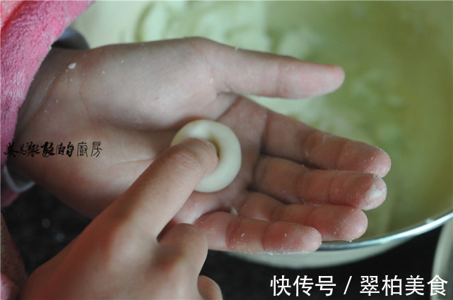 土豆粉|女人常吃這種“堿性食物”，嘴巴不臭，頭發烏黑，皮膚也細膩了！