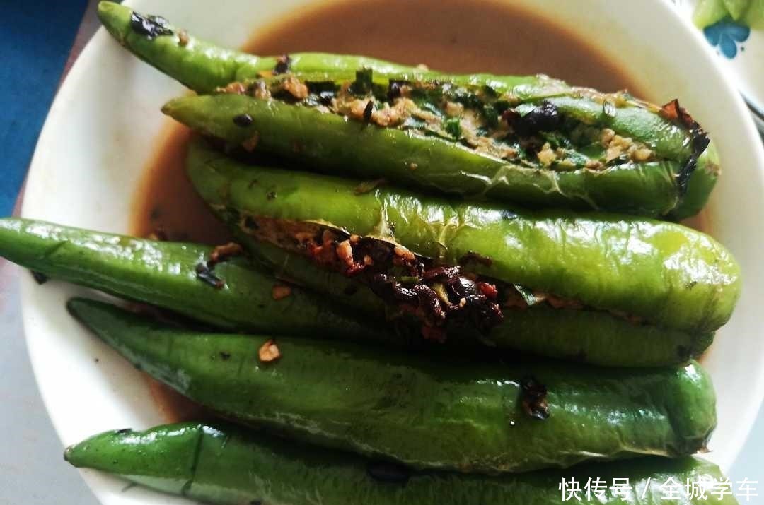 好吃|做了四个菜来招待妹妹,她看过后说,满满的都是家乡味,太好吃了