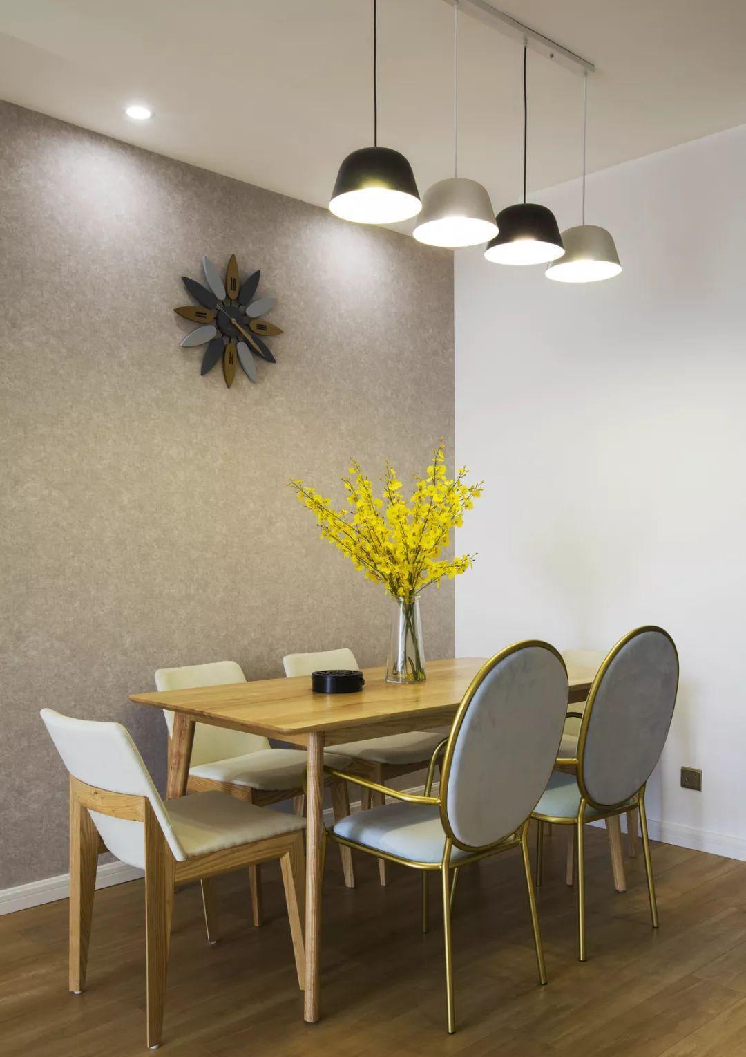 装修|105平简约的北欧风,橙色系很活力的装修,喜欢简单温馨的家