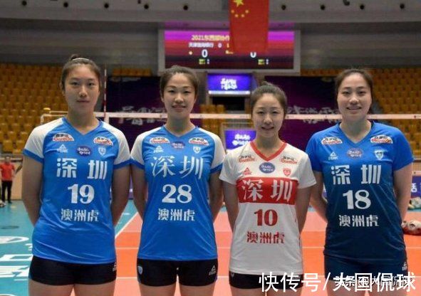 国手|女排主教练选聘接近尾声，女排11位国手迎来集体告别，祝福