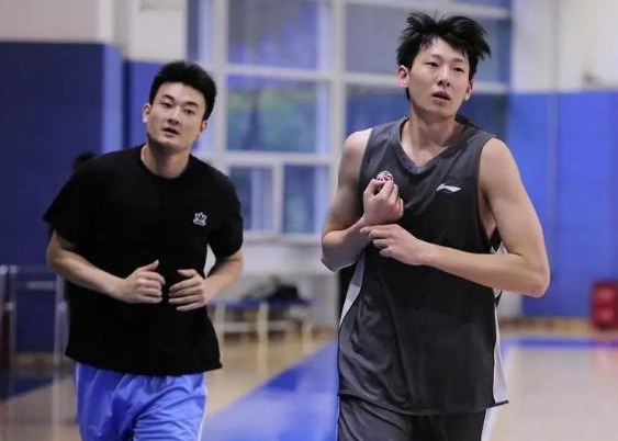 赛场|正式确定!辽宁男篮争议球员离队,告别CBA赛场