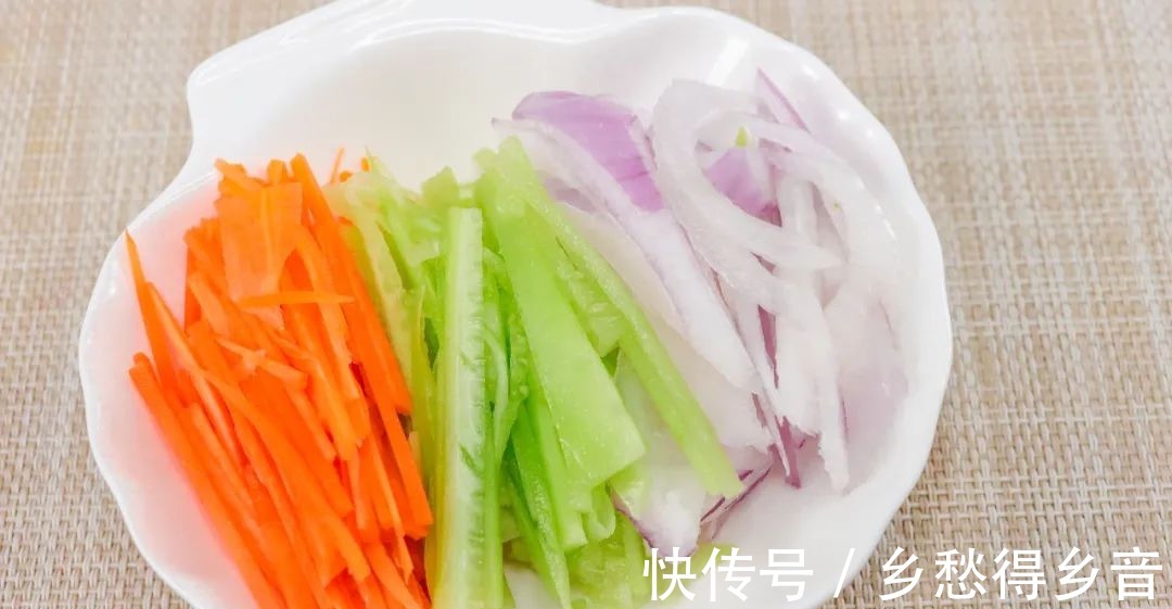 tips|今日食谱~【紫米牛肉团】！