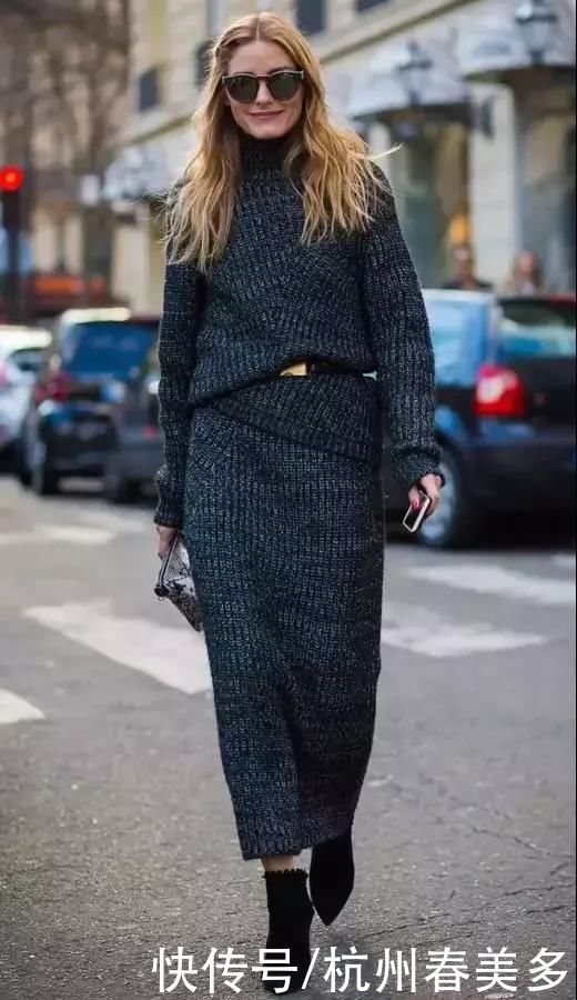 毛衣流行这么塞，修饰腿型还显高5cm